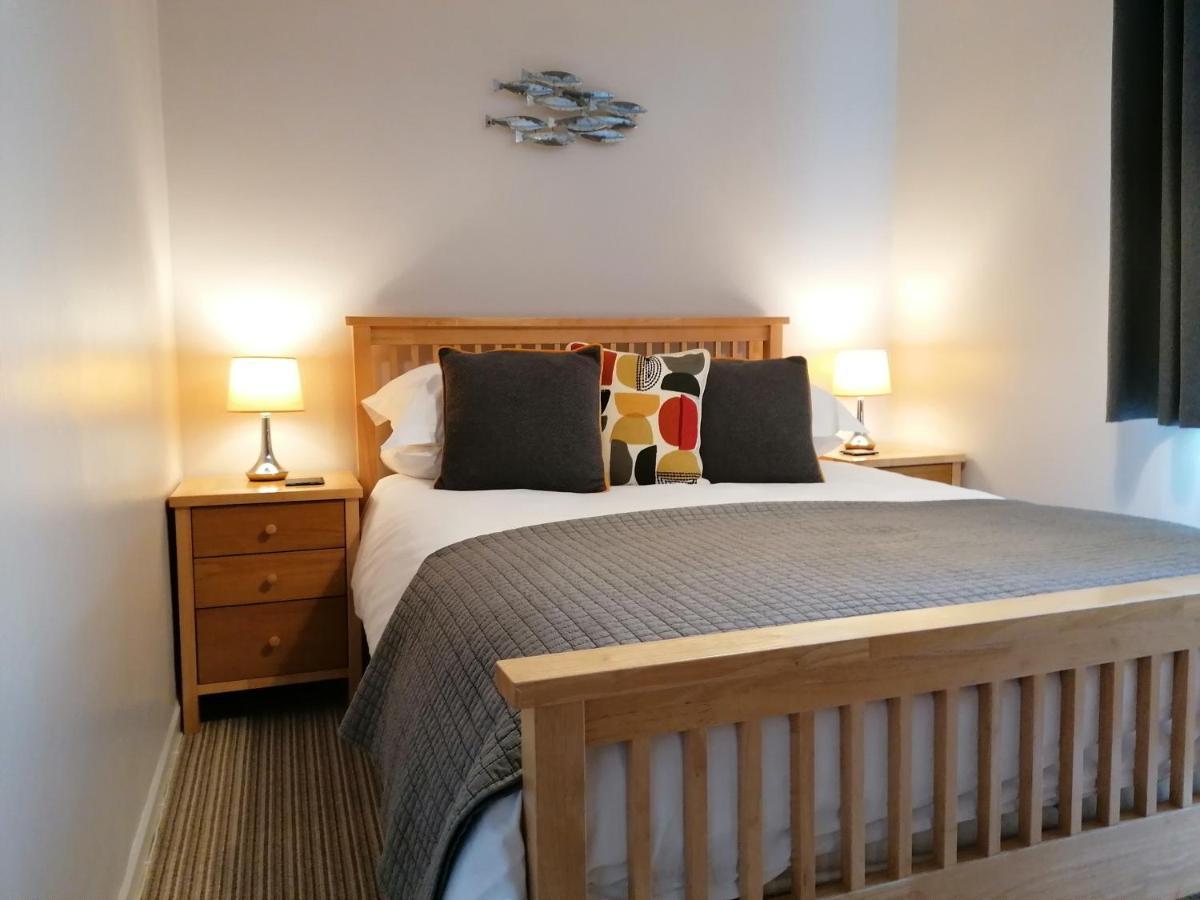 Couette-café Schooner Point 4*